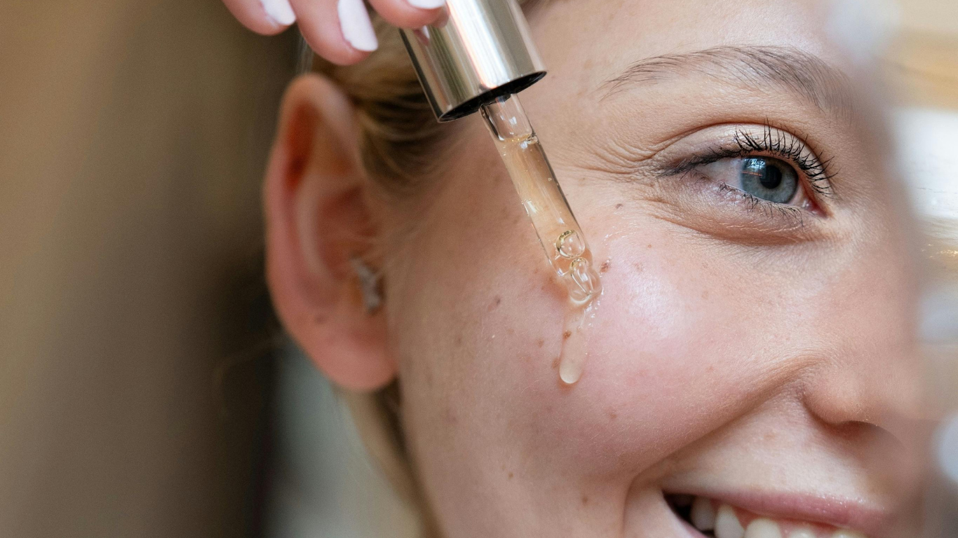 Retinol para pieles sensibles: cómo usarlo sin irritar tu piel