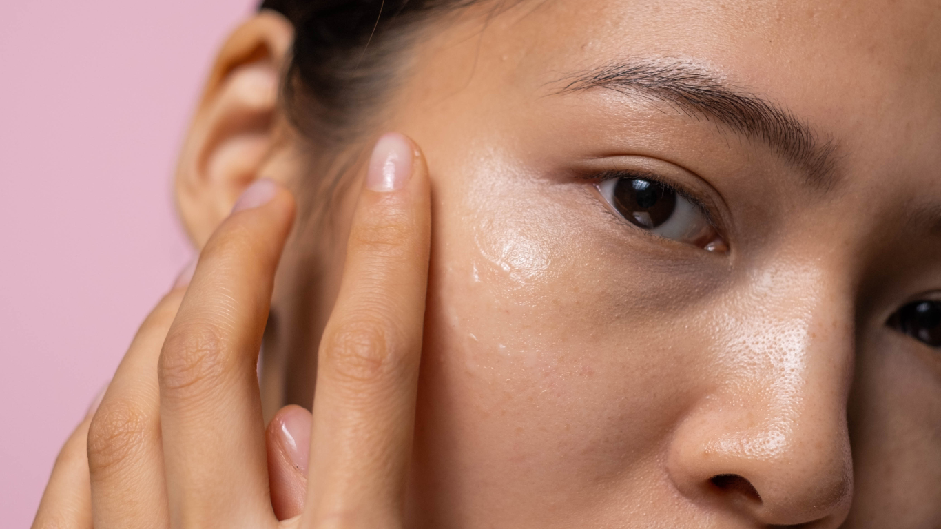 Diferencia entre piel seca y deshidratada: consejos para una piel radiante