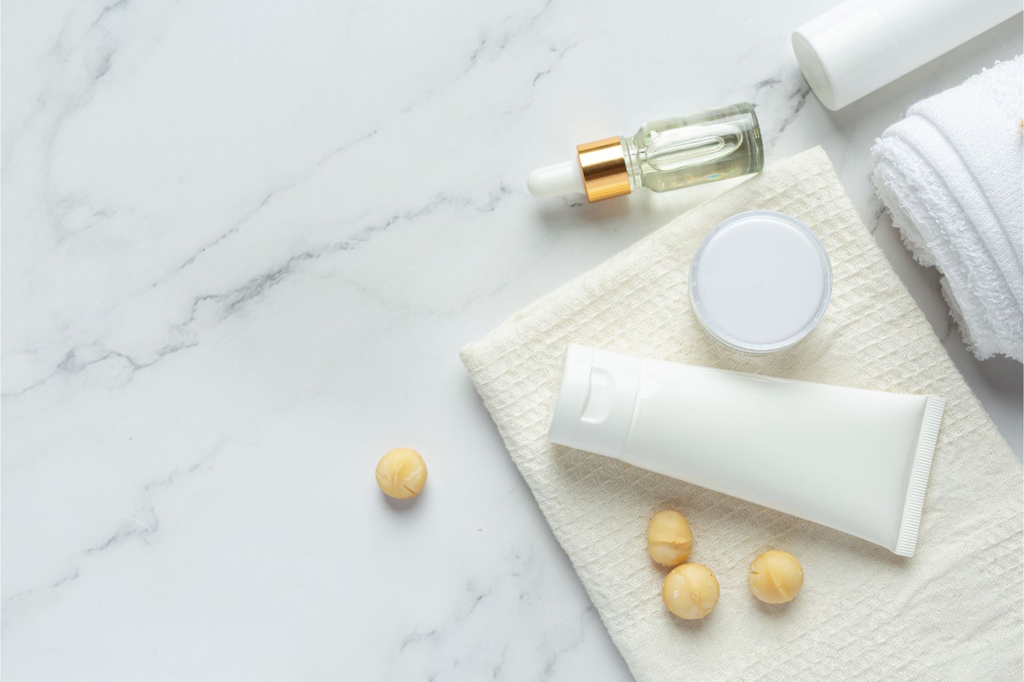 Por qué menos productos pueden dar mejores resultados en tu rutina de skincare